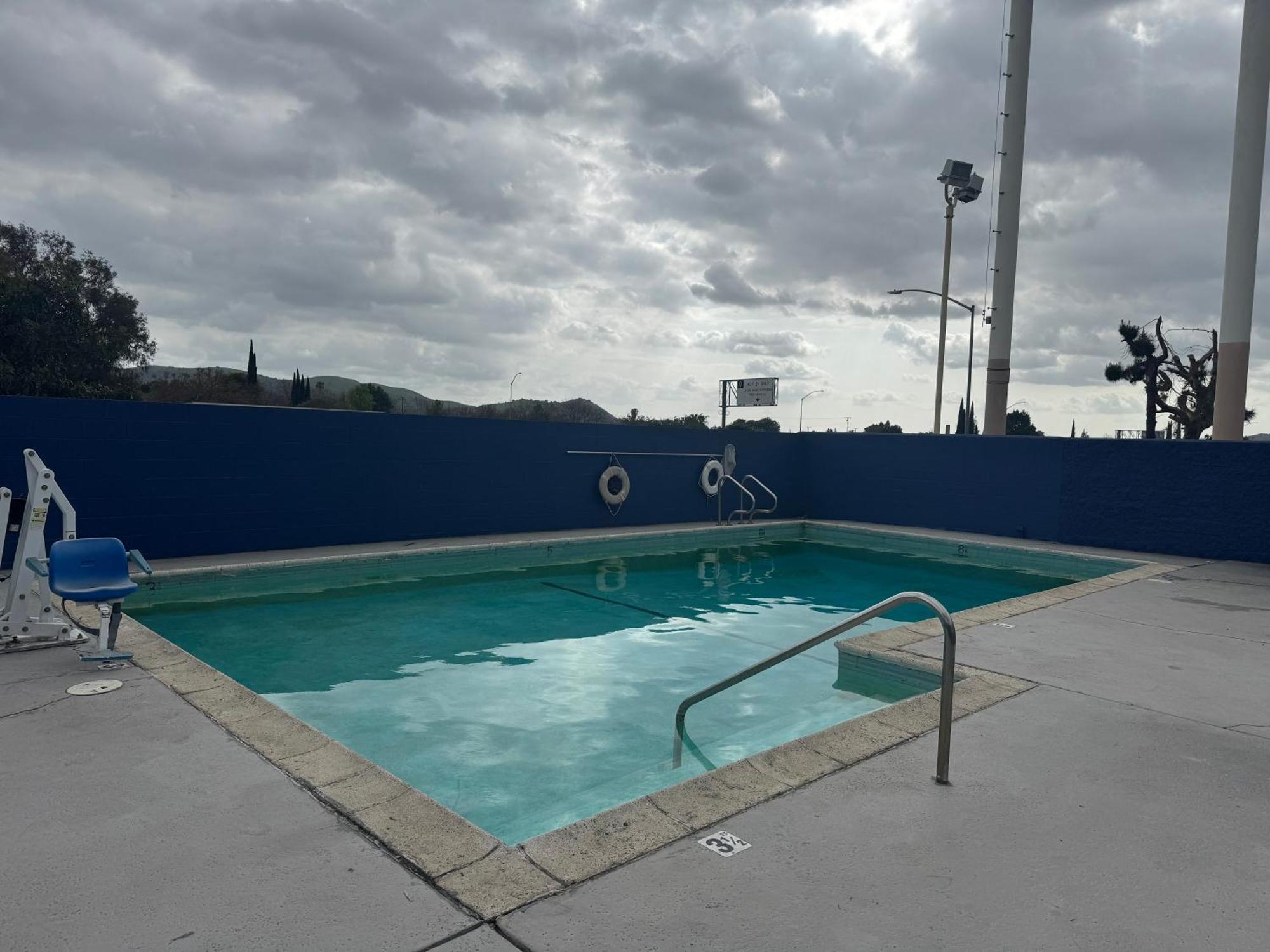 Travelodge By Wyndham Fairplex Pomona Esterno foto